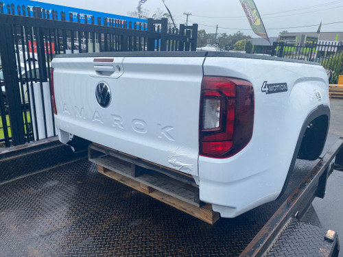 VW AMAROK 2023 USED TUB IN FROZEN WHITE 2E / 9F0 PAINT CODE