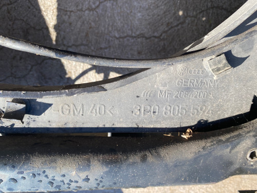 VW PASSAT 3B V6 1998-2000 EARLY USED RADIATOR SUPPORT PANEL 3B0 805 594