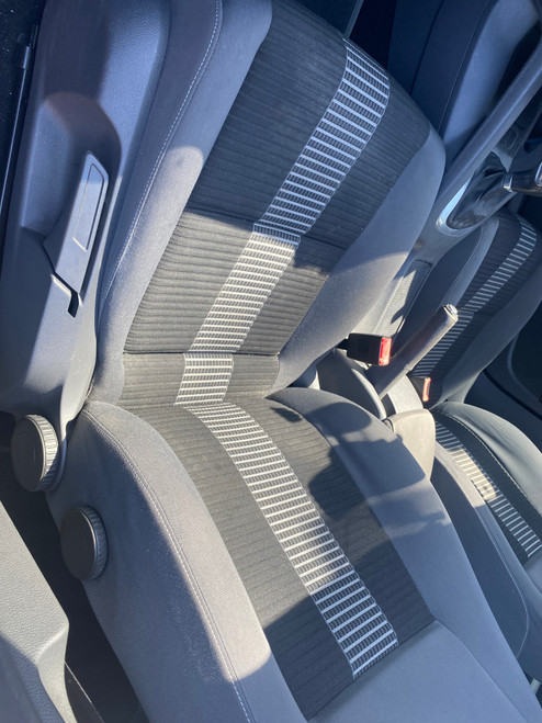 VW GOLF MK5 USED LH CLOTH SEAT EDITION MODEL