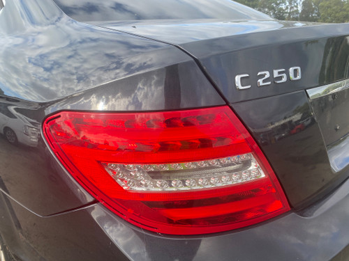 MERCEDES W 204 COUPE LATE USED LED LH TAIL LIGHT