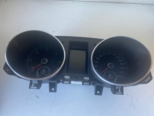 VW GOLF MK2 2L TDI USED INSTRUMENT CLUSTER 5K0 920 870 E