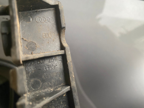 AUDI A4 B7 USED RHF BUMPER GUIDE 8E0 807 284 E