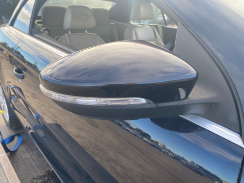 VW EOS 2009-2014 USED RH DOOR MIRROR IN BLACK C9X PAINT CODE  1Q2 857 502 AQ