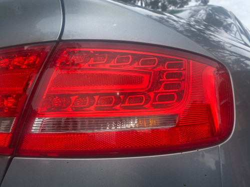 AUDI A4 B8 2010 ON SEDAN USED RH OUTER LED TAIL LIGHT 8K5 945 096 K