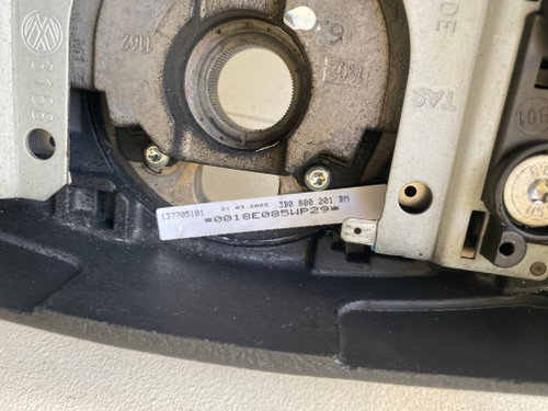 VW GOLF MK4 / BORA PASSAT USED 4 SPOKE STEERING WHEEL 3B0 880 201 BM