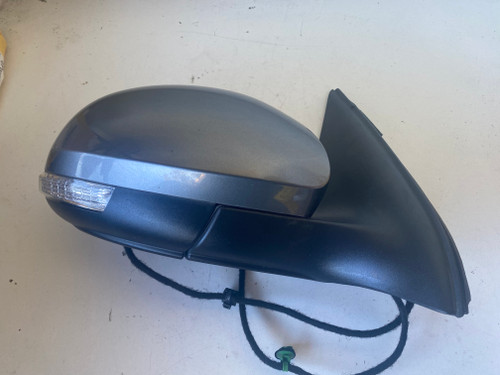 VW TIGUAN 2011-2015 USED RH DOOR MIRROR IN GREY D7R PAINT CODE 5N2 857 508 K  9B9