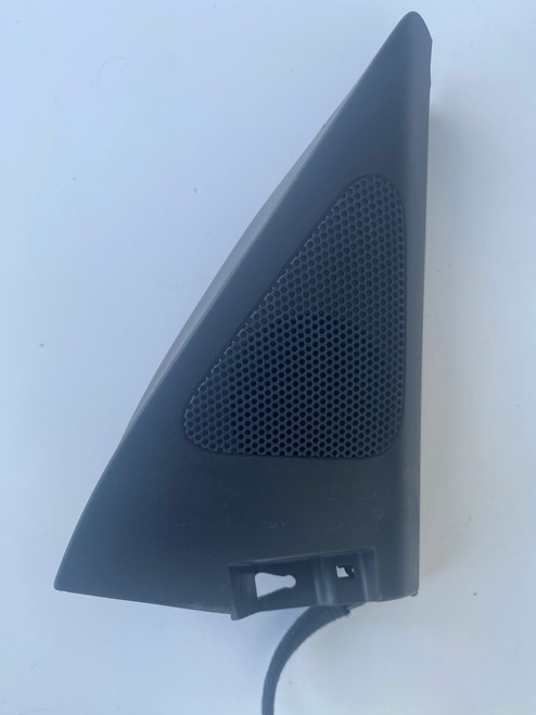 VW TIGUAN USED RH INNER MIRROR COVER 5N0 837 994 B