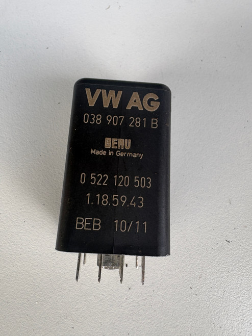 AUDI A4 B8 DIESEL TRANSPORTER T5  USED GLOW PLUG RELAY 038 907 281 B  457