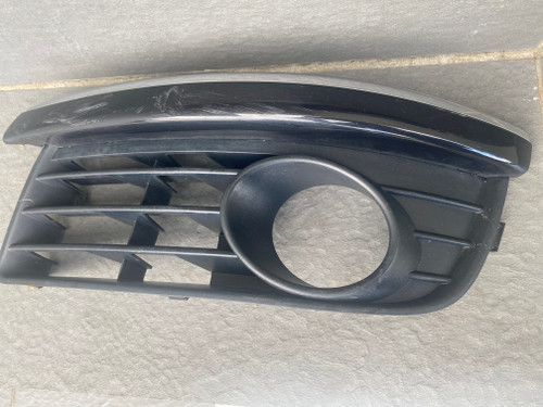 VW JETTA USED LH LOWER BAR GRILLE FOGLIGHT TYPE 1K0 853 665 K