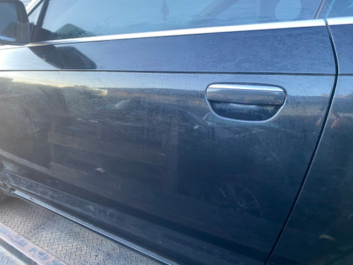 AUDI A3 8P CONVERTIBLE USED LH DOOR SHELL IN BLACK Z9Y PAINT CODE