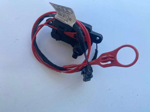 AUDI A1 USED FUEL FLAP ACTUATOR 8X0 862 153