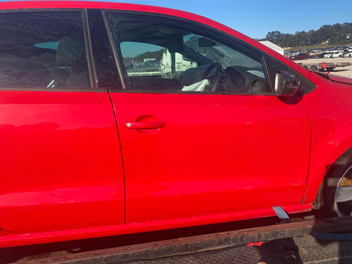 VW POLO 6R USED RHF DOOR SHELL IN RED P3G PAINT CODE