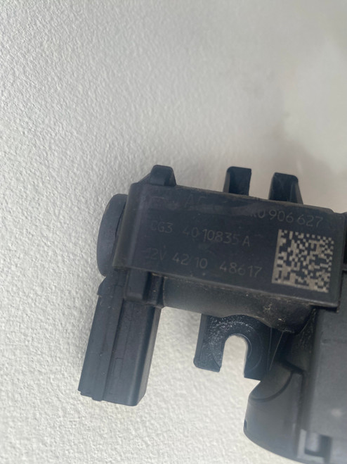 AUDI A4 A5 2L TDI USED TURBO BOOST PRESSURE SENSOR 8K0 906 627
