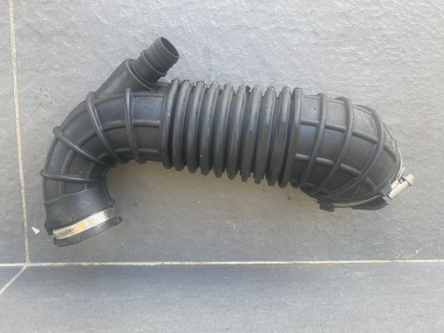 AUDI A4 B8 2L TDI CAGA USED AIR INTAKE HOSE 03G 129 629 E