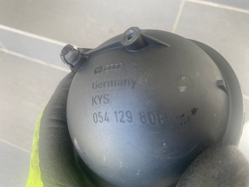 AUDI A4 B8 2L TDI CAGA USED VACUUM TANK RESERVOIR 054 129 808