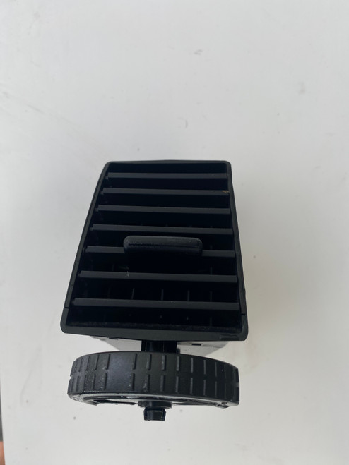 VW TRANSPORTER T5 2010-2015 USED LH CENTRE DASH AIR VENT 7E0  815 705