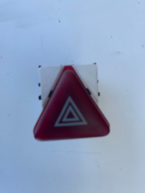 VW TRANSPORTER T5 USED HAZARD LIGHT SWITCH 6Y0 953 235 A