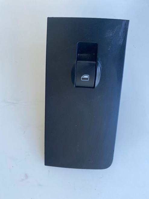 AUDI A4 B7 CONVERTIBLE USED KHF WINDOW SWITCH WITH SURROUND 8Z0 959 855 C 8H2 959 521