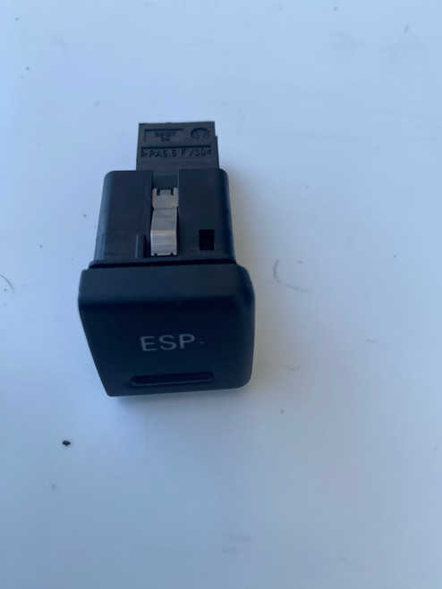 AUDI A4 B7 CONVERTIBLE USED ESP SWITCH 8H2 927 134 A