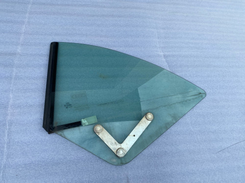 AUDI A4 B7 CONVERTIBLE USED LHR QUARTER GLASS