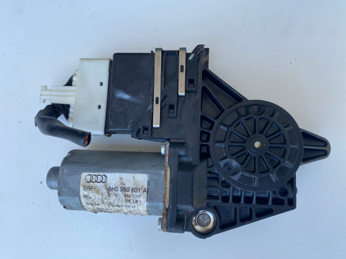 AUDI A4 B7 CONVERTIBLE USED LHR WINDOW MOTOR 8H0 959 801 A