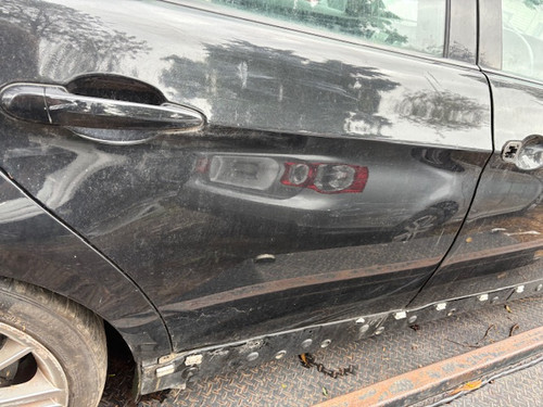 BMW E90 USED RHR DOOR SHELL IN SAPPHIRE BLACK 475