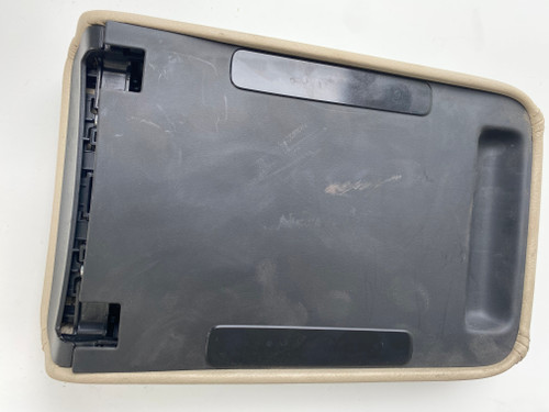 VW GOLF MK6 USED CENTRE ARM REST COVER IN CREAM COLOUR