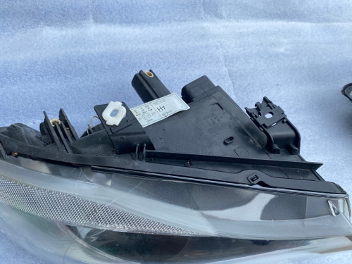 BMW E90 USED NON GENUINE RH HEADLIGHT