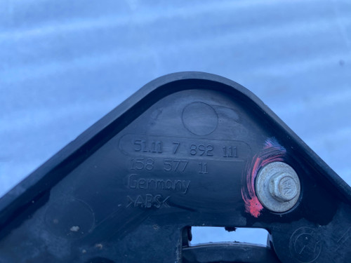 BMW E90 LATE USED M FRONT BAR LH LOWER GRILLE  51.11 7 892 111