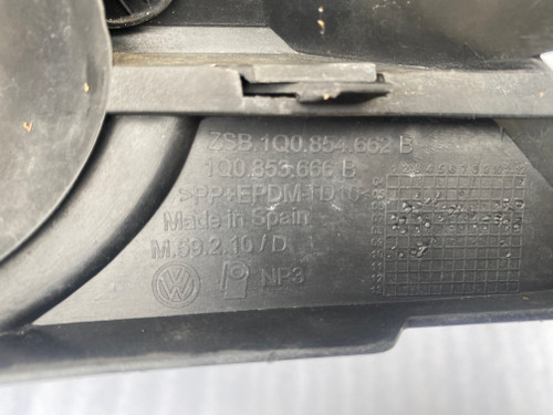 VW EOS USED RHF LOWER BAR GRILLE 1Q0 853 666 B