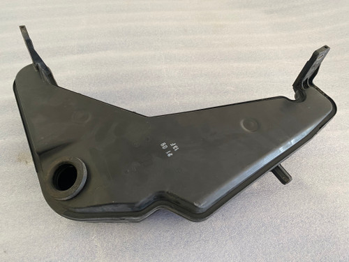 AUDI Q5 USED WINDSCREEN WASHER BOTTLE 8R0 955 453 B