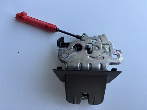 AUDI A8 VW GOLF MK6 CONVERTIBLE USED BOOT LOCK4H0 827 505 A