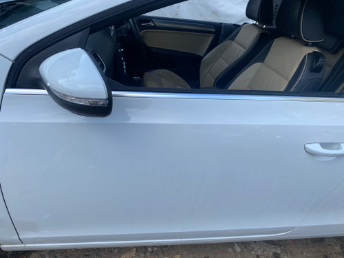 VW GOLF MK6 CONVERTIBLE USED LH DOOR SHELL IN WHITE C9A PAINT CODE