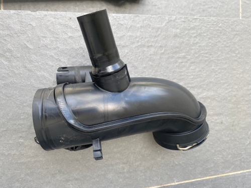 BMW X3 F25 USED AIR INTAKE PIPE 1371 8512249