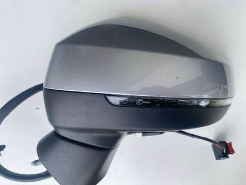 AUDI A3 8V USED LH DOOR MIRROR IN SILVER Z7G PAINT CODE 8V2 857 409 F  9B9