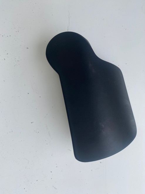 AUDI A3 A4 A5 USED BONNET RELEASE HANDLE 8T2 823 533