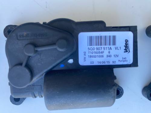 AUDI A3 8V GOLF MK7 USED HEATER FLAP MOTOR  5Q0 907 511 A