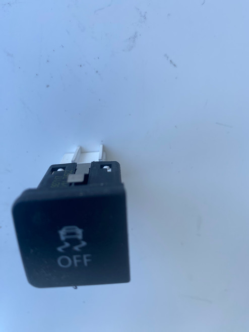 VW GOLF MK6 USED TRACTION SWITCH 5K0 927 117