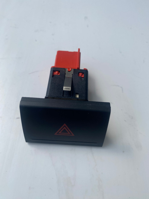 VW AMAROK USED HAZARD LIGHT SWITCH 2H0 953 235 C