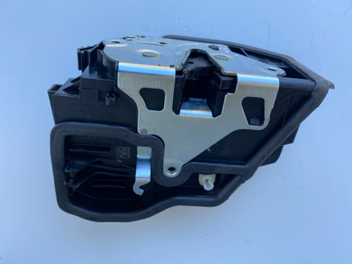 BMW X3 F25 USED LHR DOOR LOCK MECHANISM 7318417