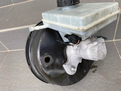 BMW X3 F25 DIESEL USED BRAKE BOOSTER 29 6857869 02