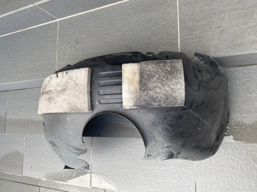 VW GOLF MK7 USED LHF SPLASH TRAY 5G0 805 977