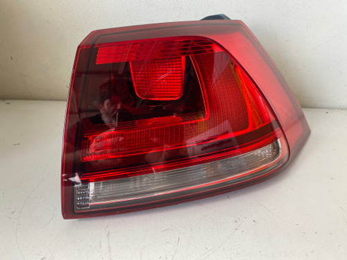 VW GOLF MK7 USED RH TAIL LIGHT 5G0 945 096 B
