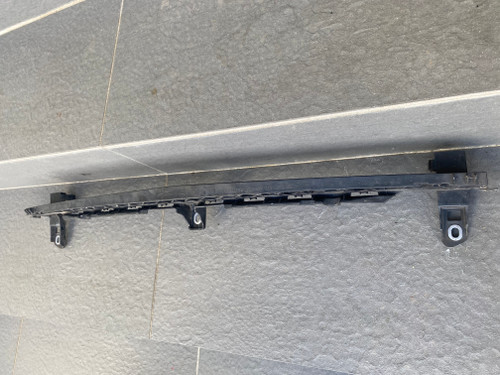 VW GOLF MK7 USED FRONT BUMPER GUIDE 5G0 805 705 H