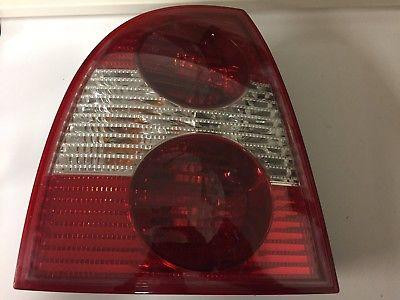 VW PASSAT SEDAN 2002-2004 LH TAIILIGHT USED 3B5 945 095 AE