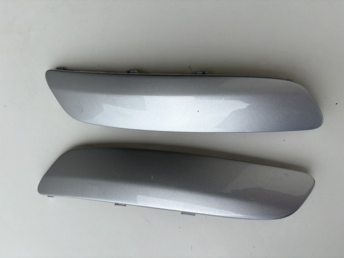VW GOLF MK5 GT GTI JETTA USED  BAR MOULD IN SILVER 1KO 807 717 B