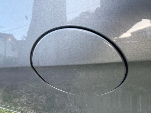 VW PASSAT 3C USED FUEL FLAP IN GRANITE GREEN GREEN B6S PAINT CODE