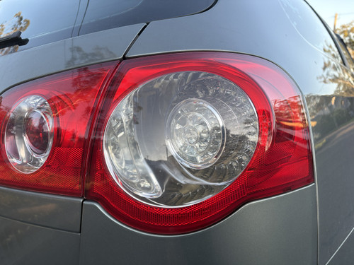 VW PASSAT 3C WAGON USED RH OUTER TAIL LIGHT 3C9 945 096 C