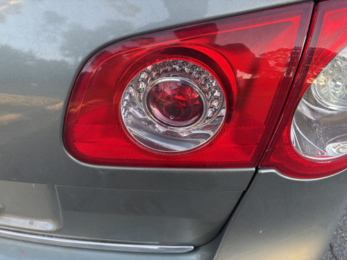 VW PASSAT 3C WAGON USED RH INNER TAIL LIGHT 3C9 945 094 A