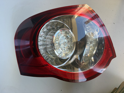 VW PASSAT 3C WAGON USED LH OUTER TAIL LIGHT 3C9 945 095 C